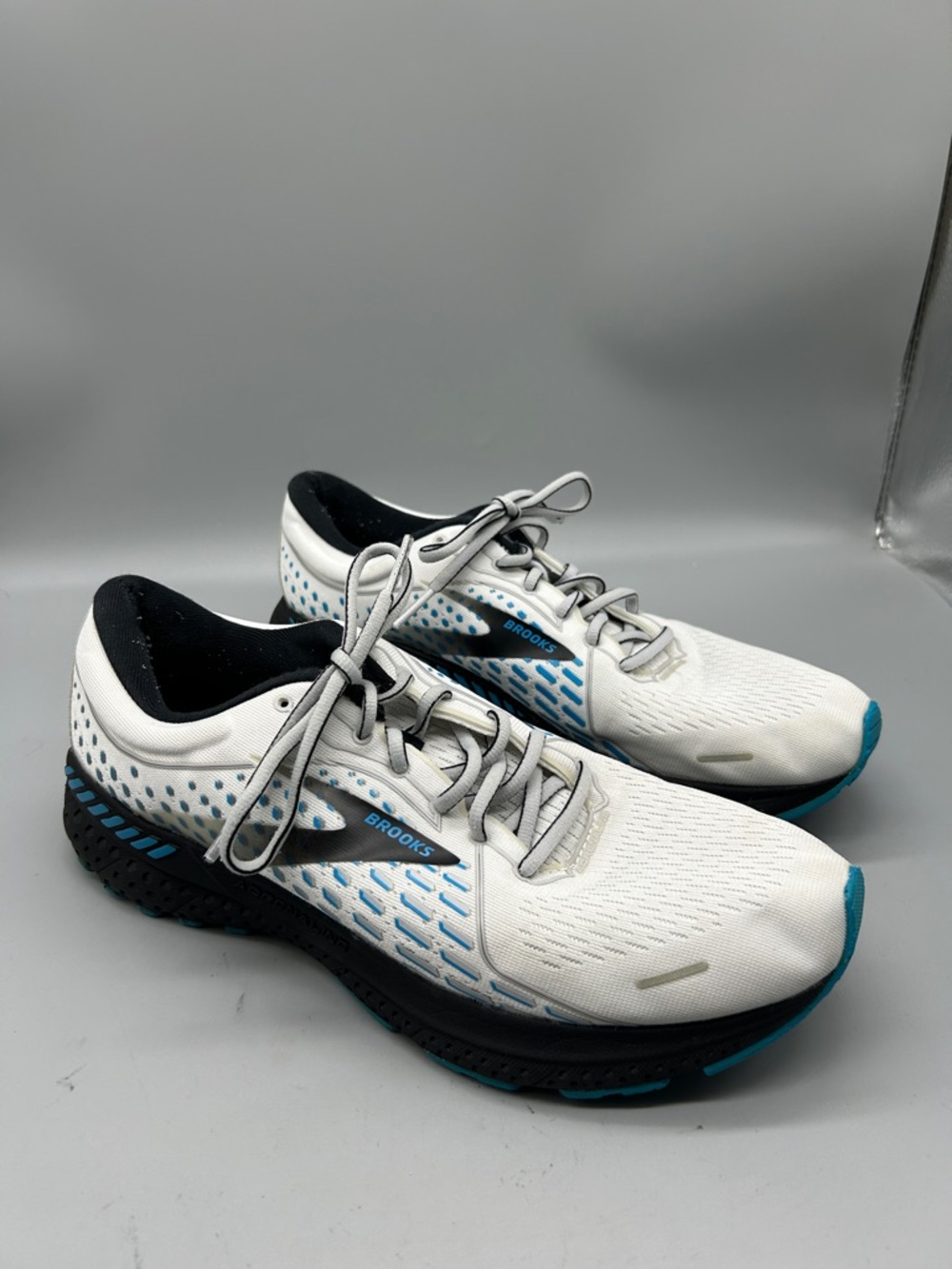 Brooks Adrenaline 21 Running Shoes